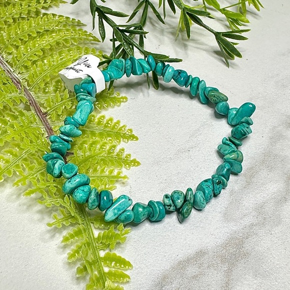Jewelry - Natural Turquoise Irregular Stone bracelet